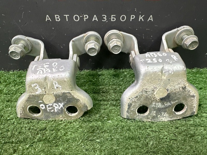 Петли двери Chevrolet Aveo