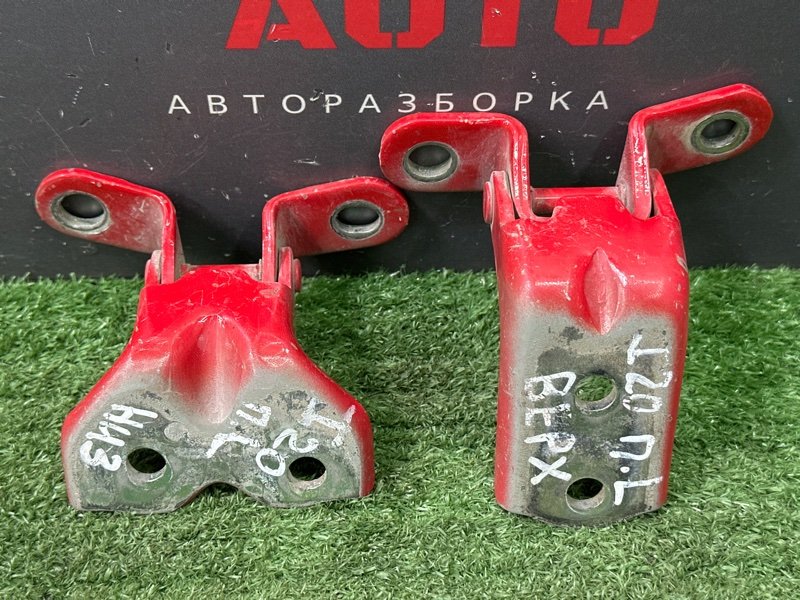 Петли двери Hyundai i20