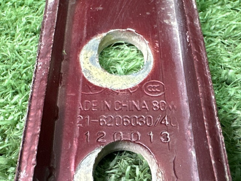 Петли двери Vortex Estina