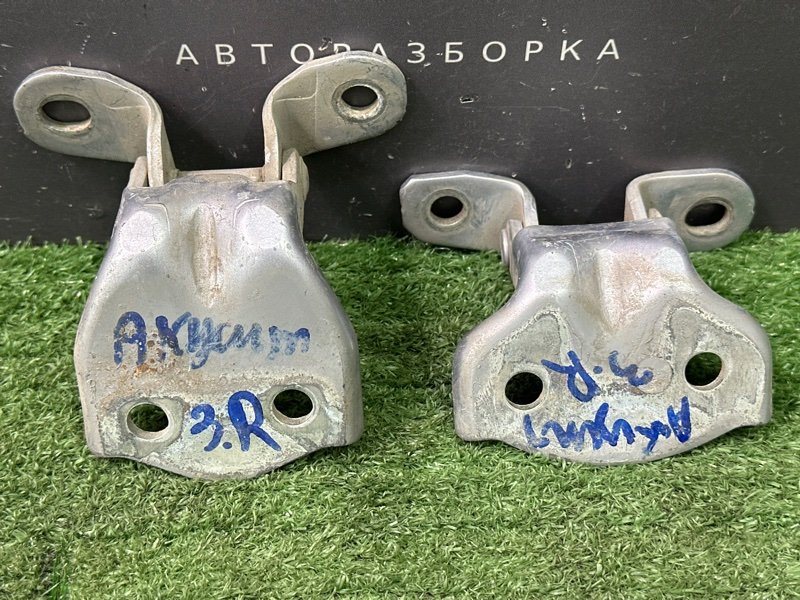 Петли двери Hyundai Accent