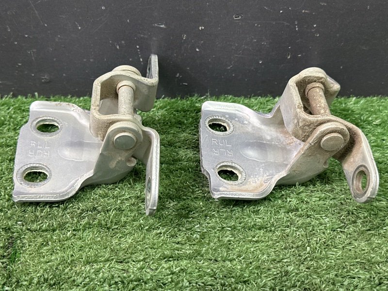 Петли двери Chevrolet Spark