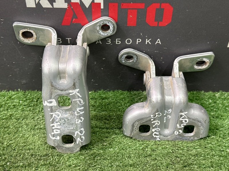 Петли двери Chevrolet Cruze