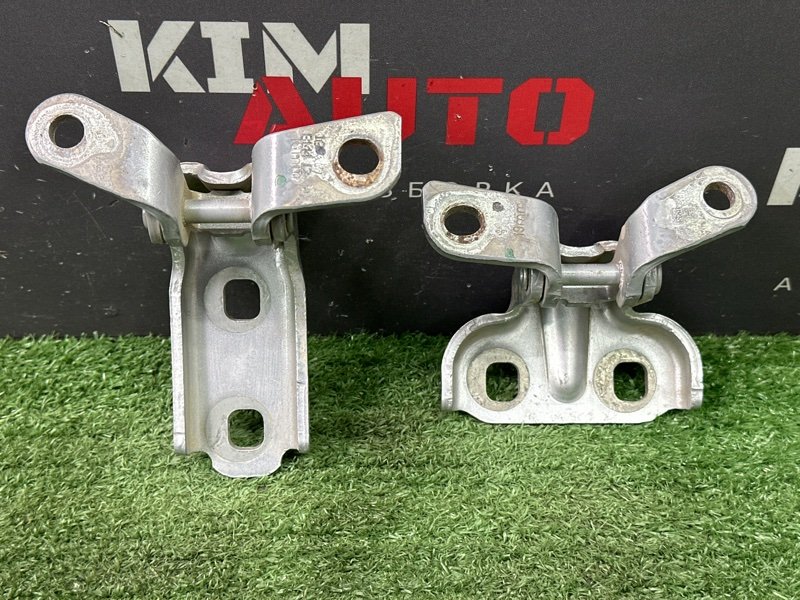 Петли двери Chevrolet Cruze