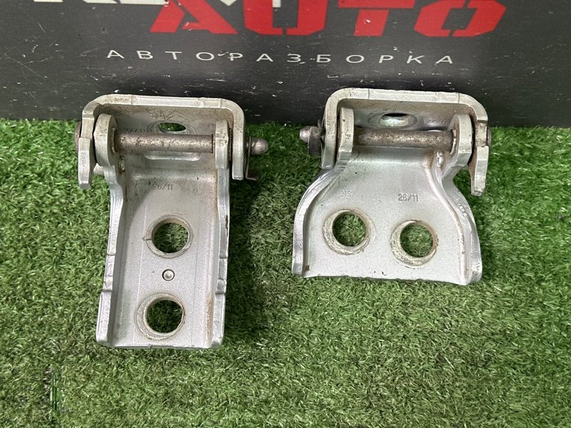 Петли двери Citroen C 4