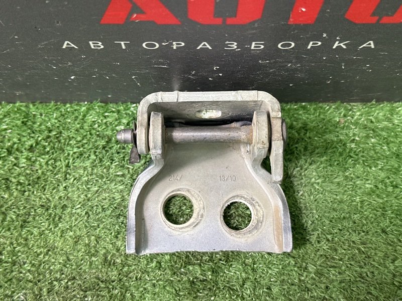 Петля двери Citroen C 4