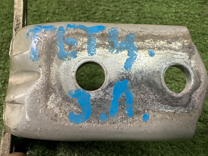 Петли двери Hyundai Getz