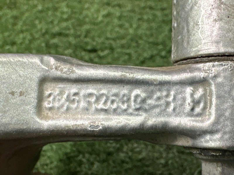 Петли двери Ford Focus 2