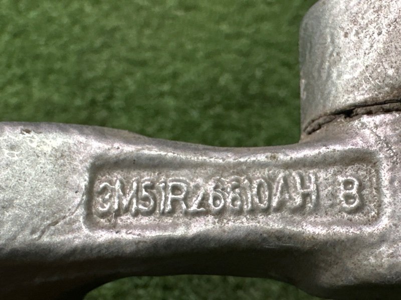 Петли двери Ford Focus 2