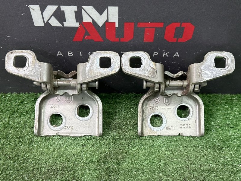 Петли двери Lada Largus