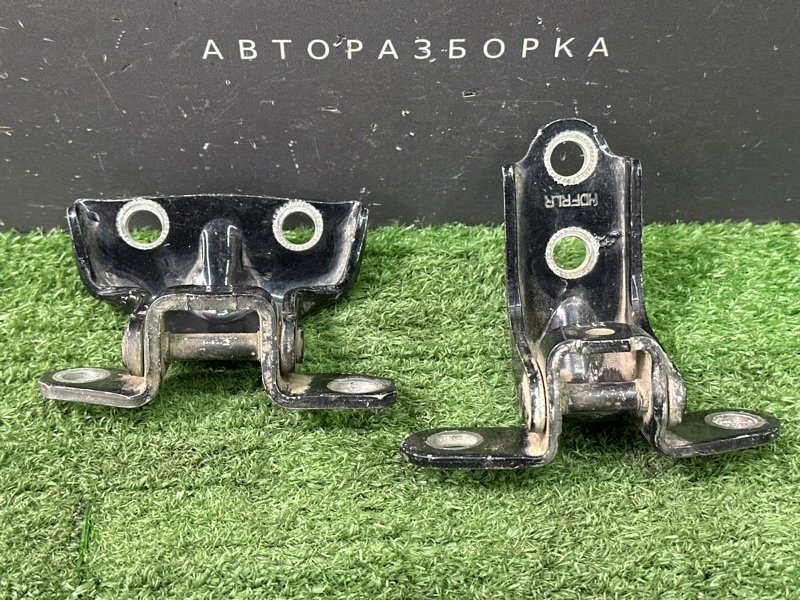 Петли двери Kia Ceed 1