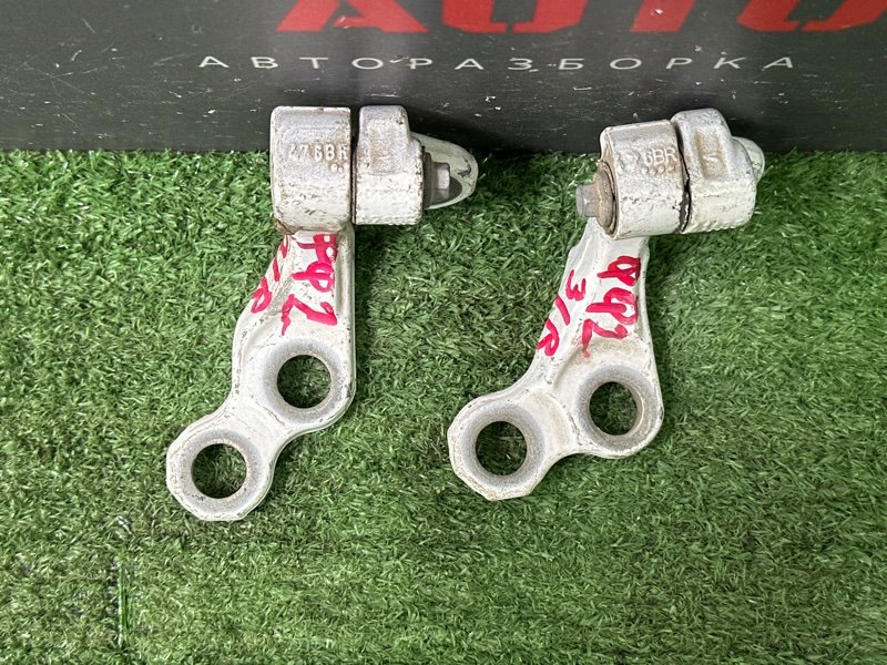 Петли двери Ford Focus 2