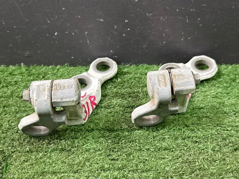 Петли двери Ford Focus 2