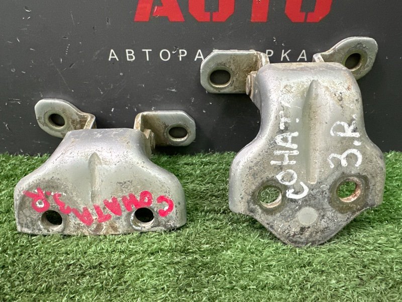 Петли двери Hyundai Sonata 4