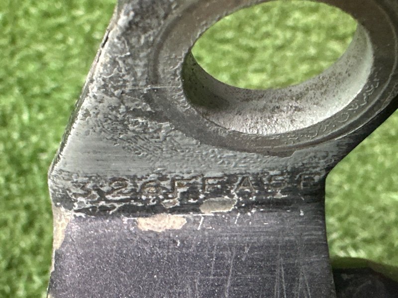 Петли двери Ford Fusion