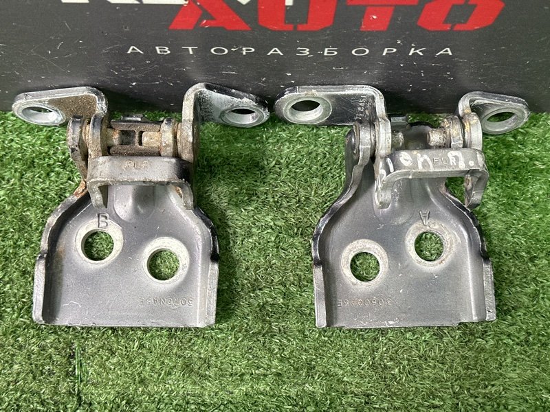 Петли двери Ford Fusion