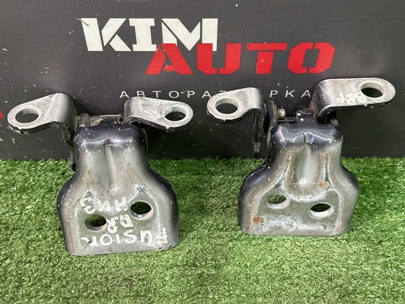 Петли двери Ford Fusion