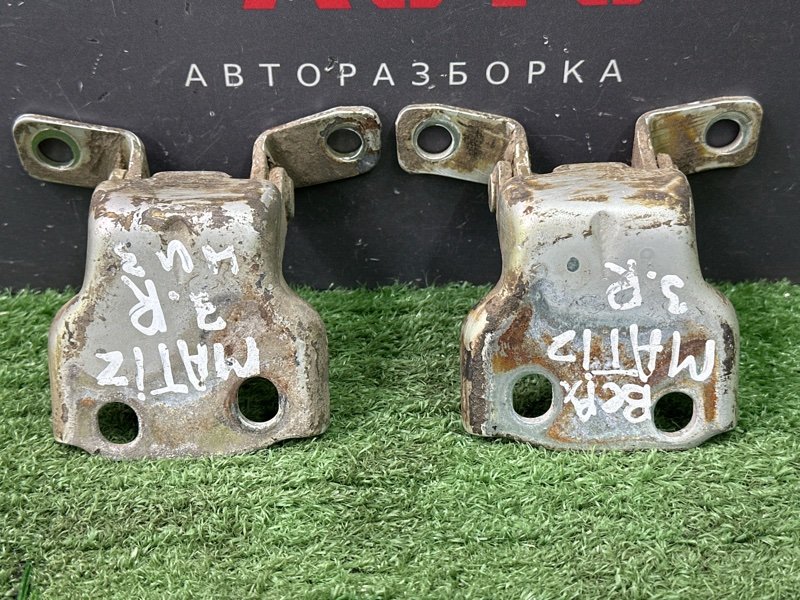 Петли двери Daewoo Matiz