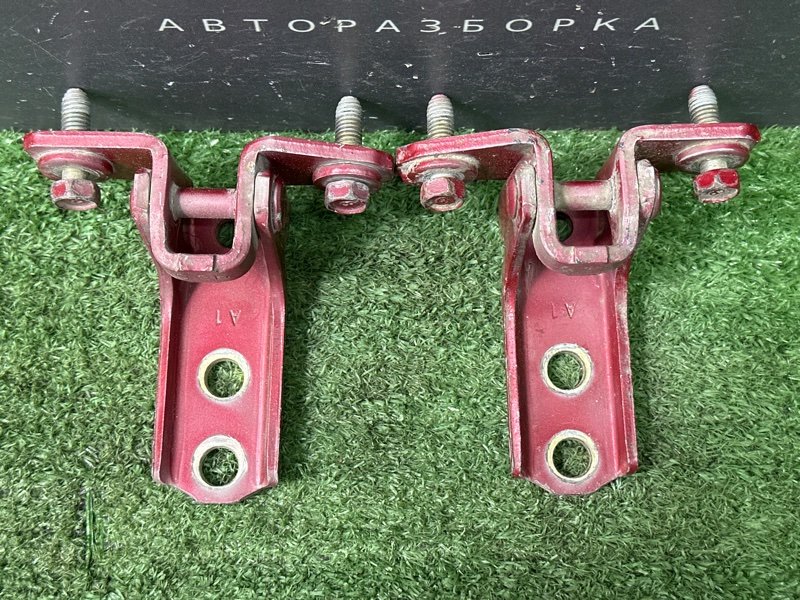 Петли двери Mitsubishi Lancer 9