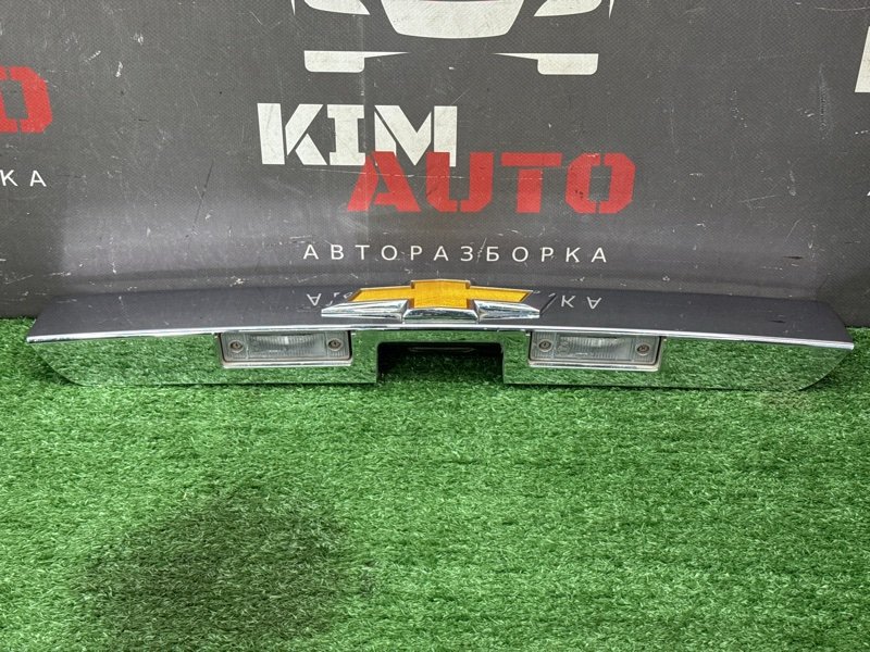 Молдинг крышки багажника Chevrolet Orlando