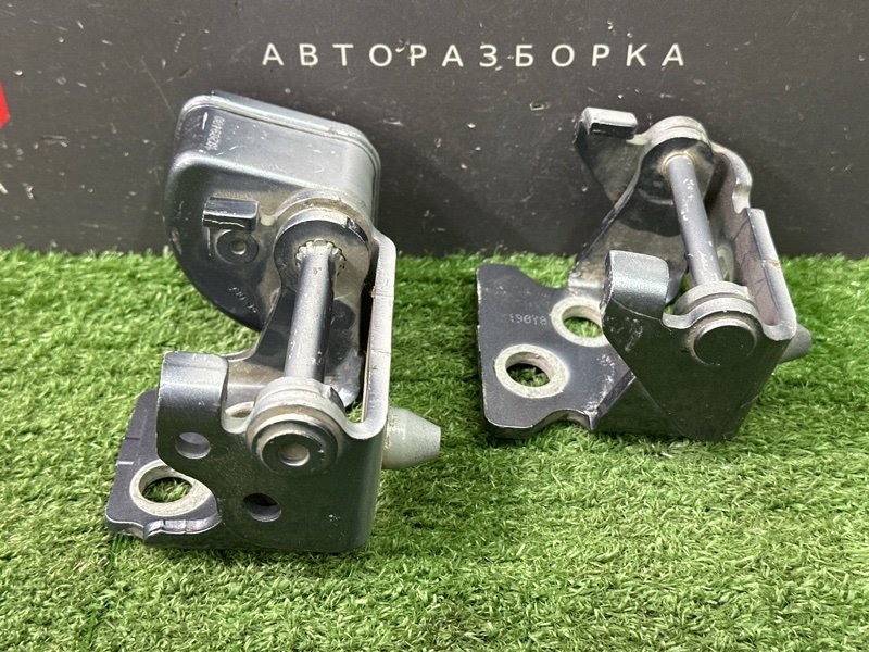 Петли двери Peugeot 207