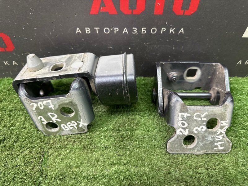 Петли двери Peugeot 207