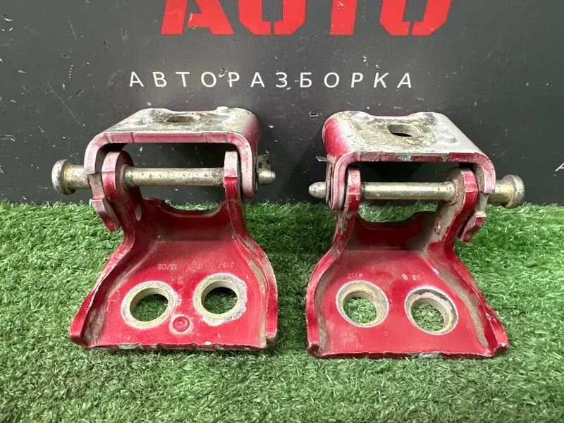 Петли двери Peugeot 307