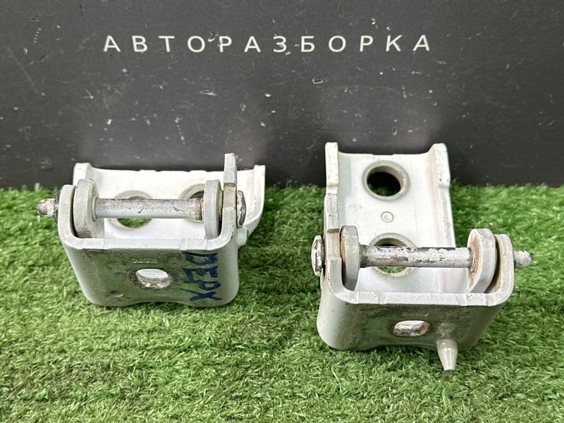 Петли двери Citroen C 4