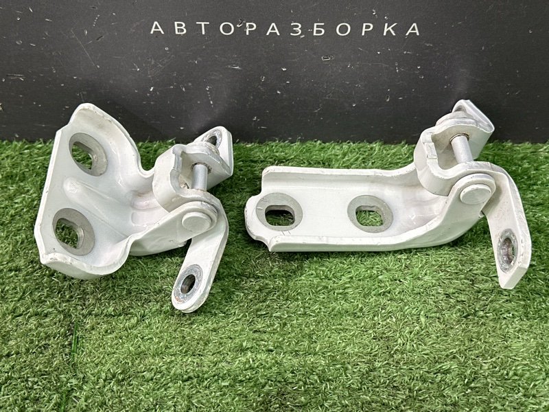 Петли двери Opel Astra J