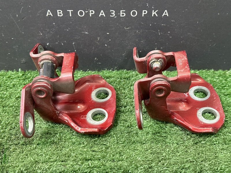 Петли двери Ford Fiesta