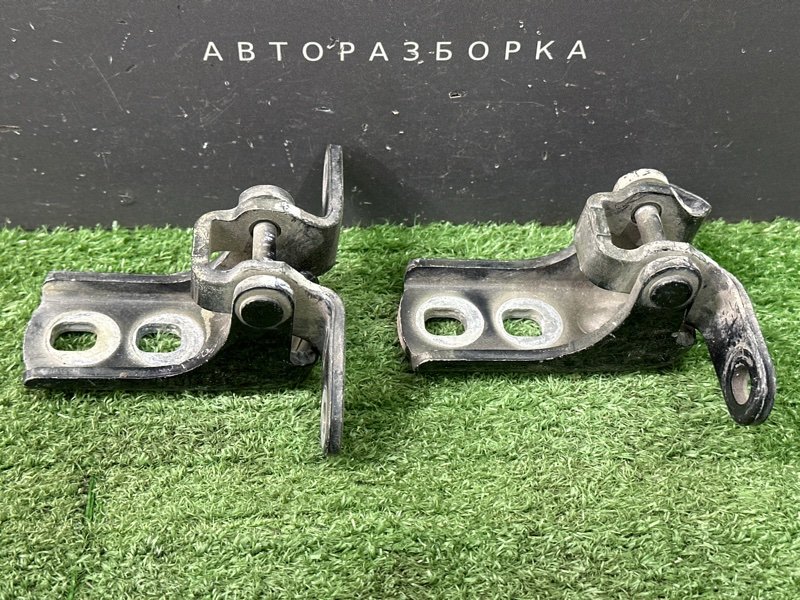 Петли двери Opel Astra J