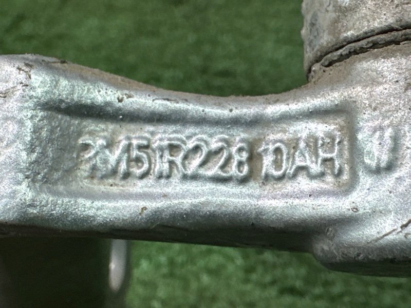 Петли двери Ford Focus 2