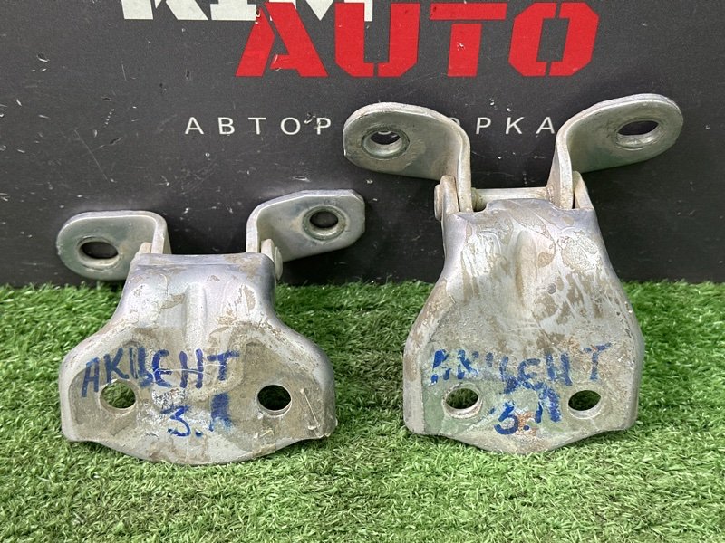 Петли двери Hyundai Accent