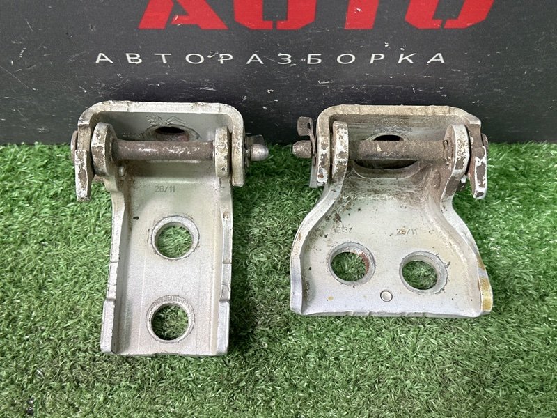 Петли двери Citroen C 4