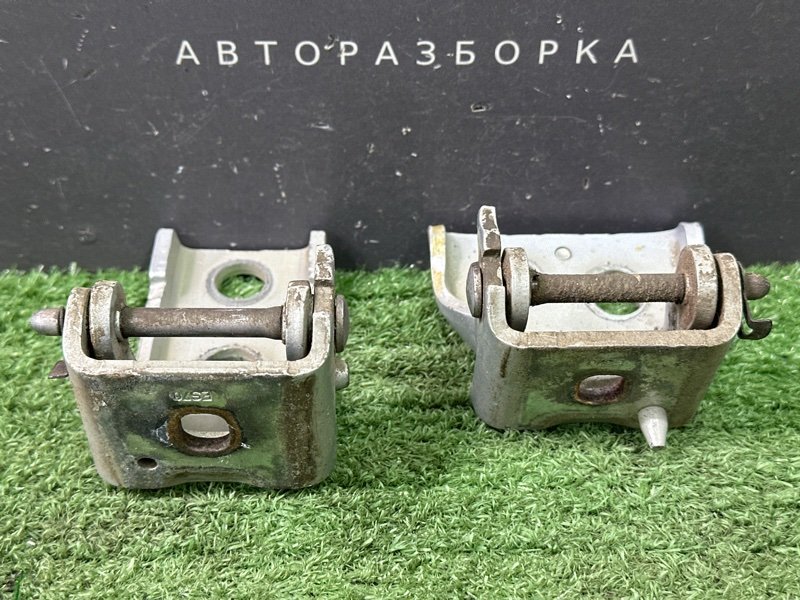 Петли двери Citroen C 4