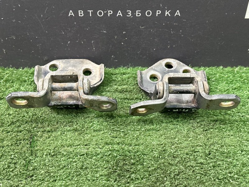 Петли двери Hyundai Sonata 4 EF