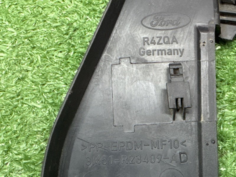 Твиттер зеркала Ford C-Max