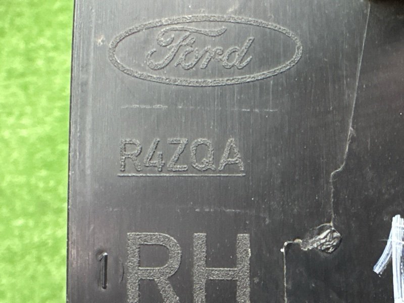 Твиттер зеркала Ford Focus 2