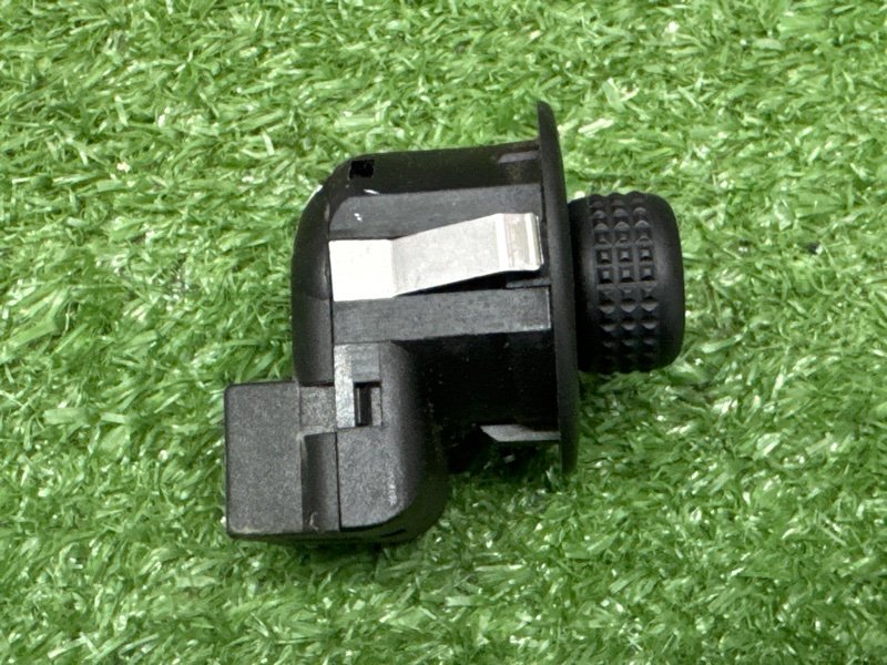 Блок управления зеркалами Ford Fusion