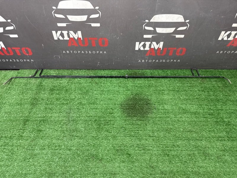 Торсион (пружина) багажника Suzuki Liana