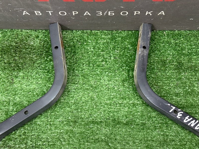 Петли крышки багажника Suzuki Liana