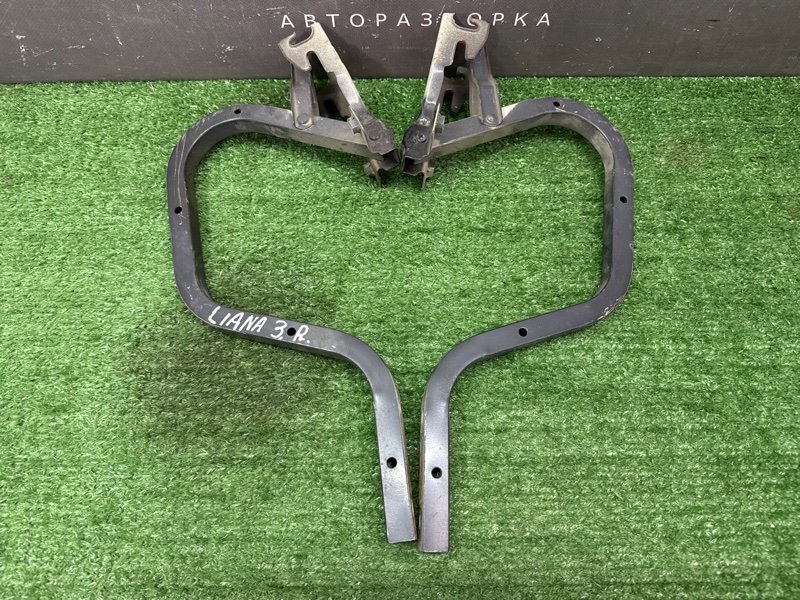 Петли крышки багажника Suzuki Liana