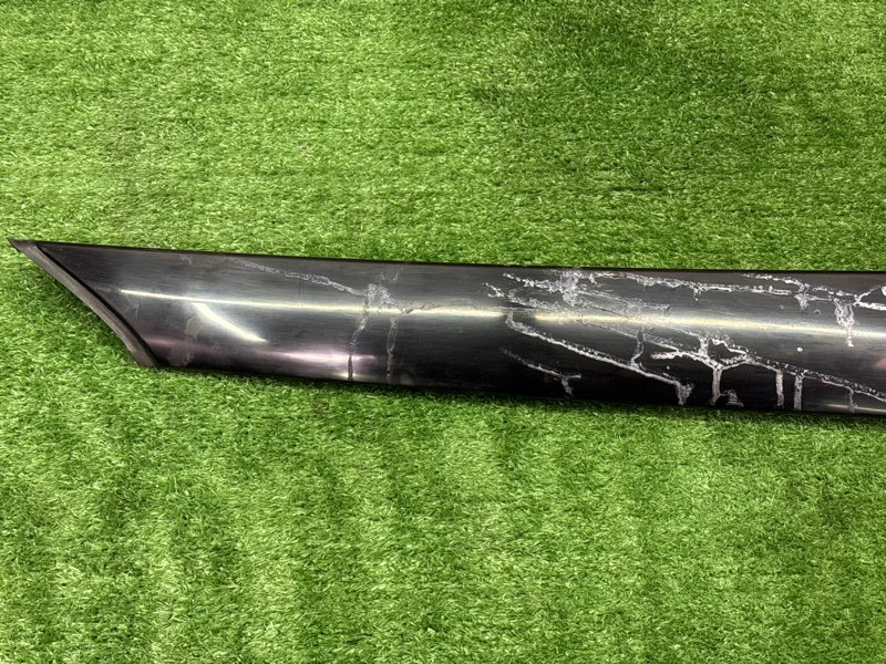 Накладка лобового стекла Skoda Fabia 2