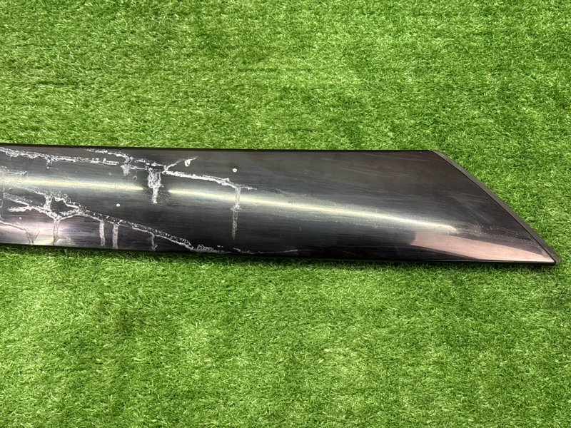 Накладка лобового стекла Skoda Fabia 2