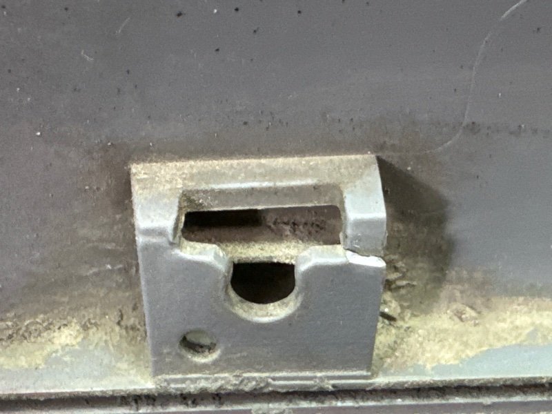 Молдинг двери Mitsubishi Lancer 9