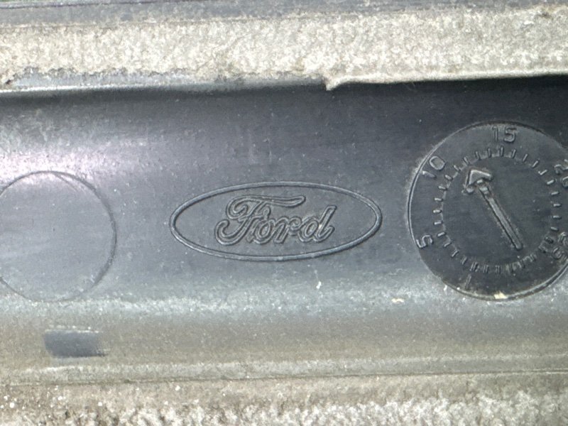 Молдинг двери Ford Fusion