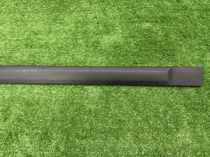 Молдинг двери Ford Fusion