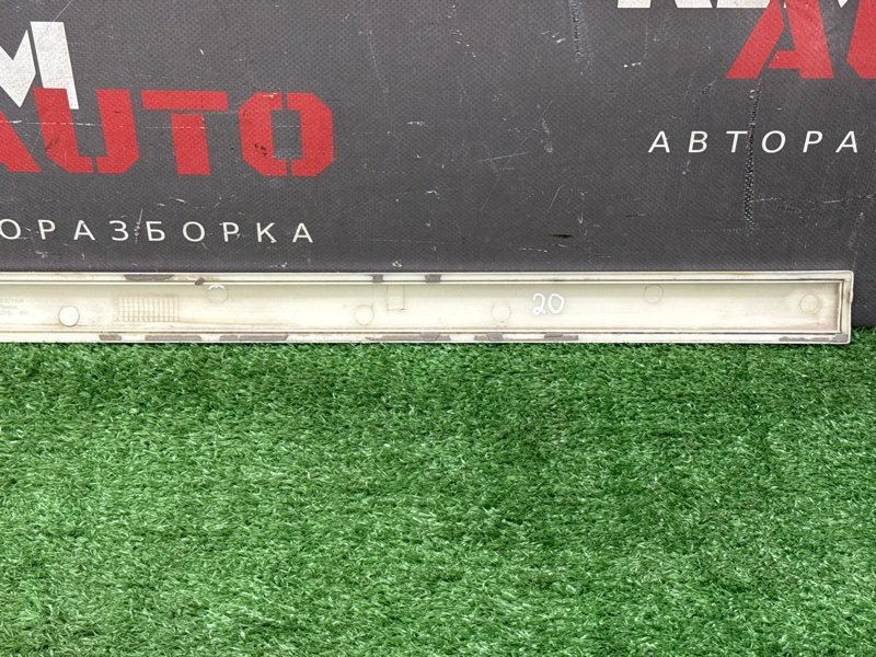 Молдинг двери Daewoo Nexia