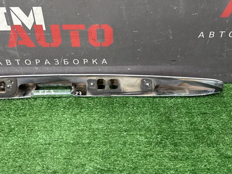 Молдинг крышки багажника Ford Focus 2