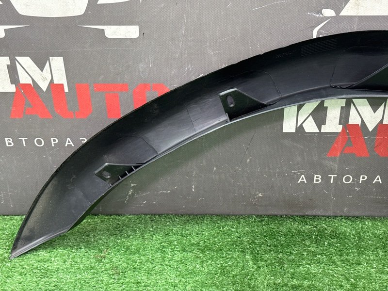 Накладка крыла Mitsubishi Pajero Sport
