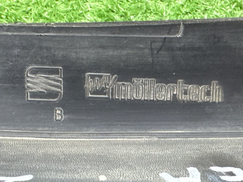 Молдинг лобового стекла SEAT ALTEA